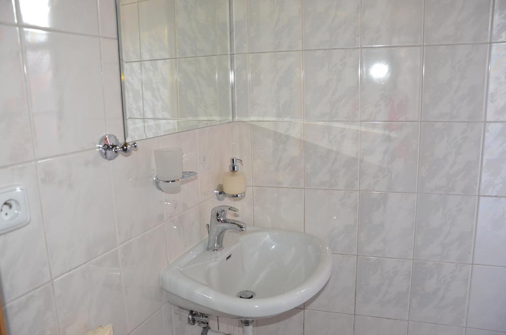 Guesthouse Zlaty Hrozen Česká Lípa Szoba fotó