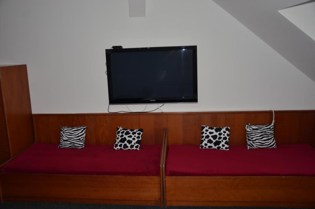 Guesthouse Zlaty Hrozen Česká Lípa Kültér fotó