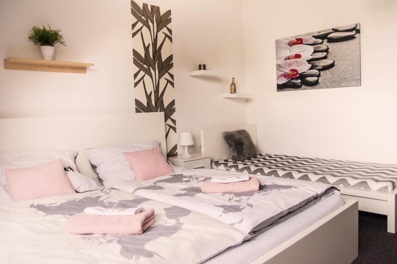 Guesthouse Zlaty Hrozen Česká Lípa Kültér fotó